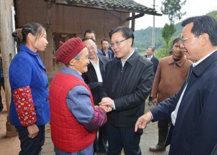 四川省委书记王东明谈扶贫、生态、转型、三农“四件事”