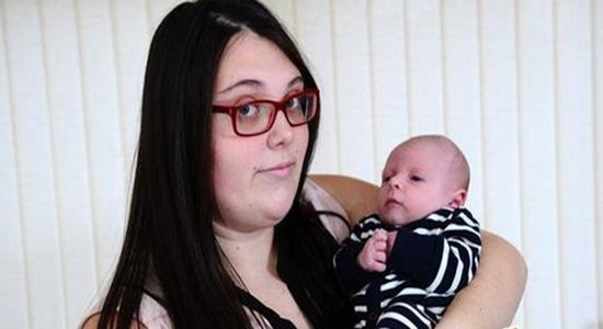 <b>还以为便秘 20岁女子吃泻药“拉出”一个孩子</b>