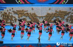 云南第九届农民运动会上，民兵军事三项赛战味浓