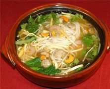 云南特产：过桥米线