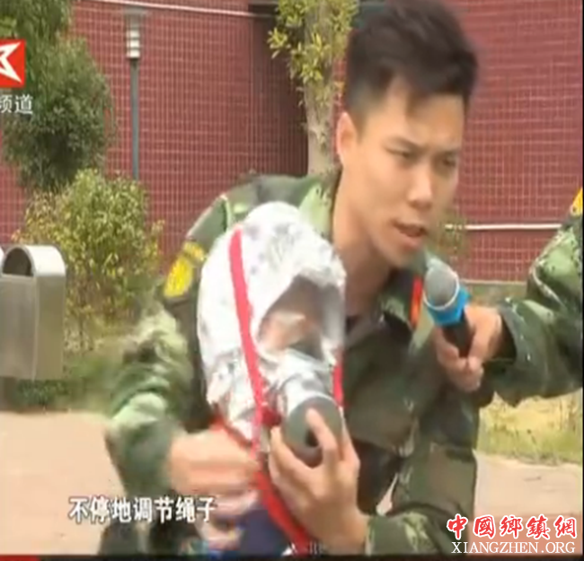 消防演练进开慧小学：消防宣传进乡镇学校