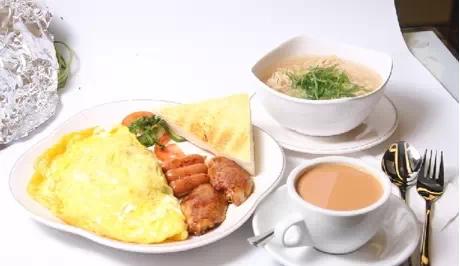 <b>冬日早餐吃啥？这些搭配帮你抵御寒冷</b>