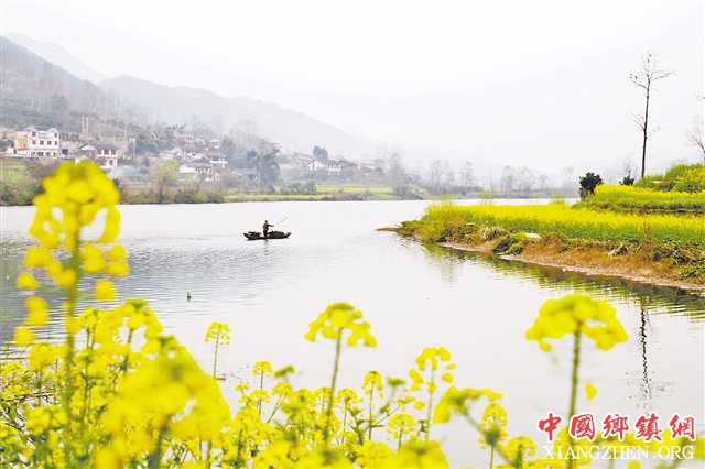 <b>山清水秀 美丽乡村</b>