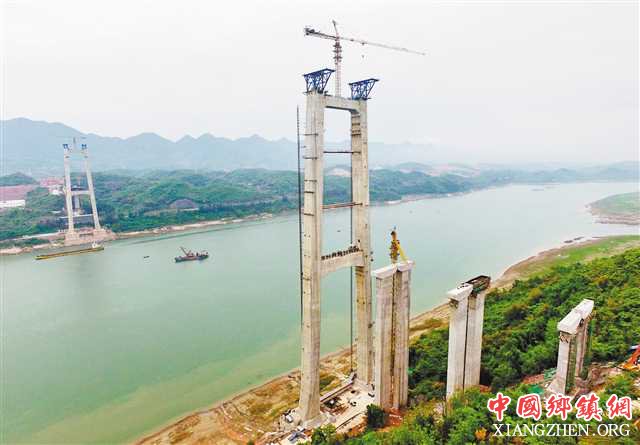 <b>南两高速有望明年底通车</b>