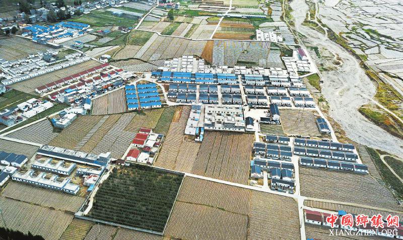 <b>申果村的新居新生活</b>