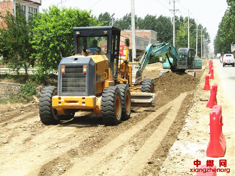 <b>安徽亳州：国道施工战正酣</b>