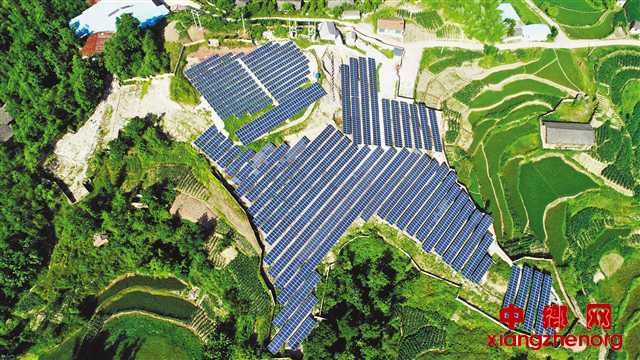<b>山村奏响“光伏曲”</b>