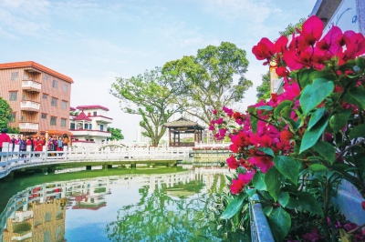 广东省佛山市龙津村：勇开先河图善治