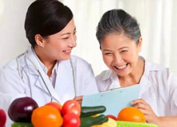 <b>湖南：鼓励三级医疗机构至少配两名营养师</b>