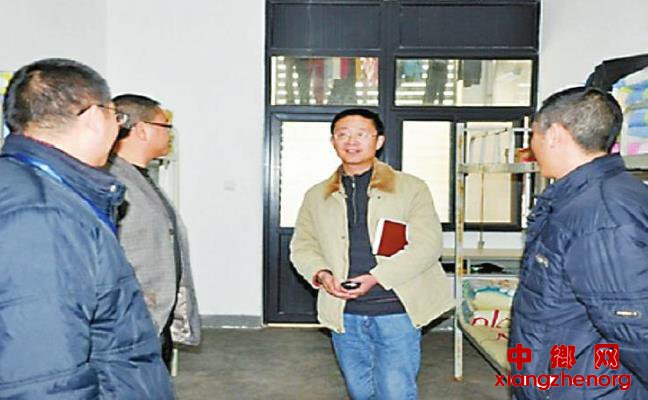 <b>兰辉：心里装着群众的“车滚子县长”</b>