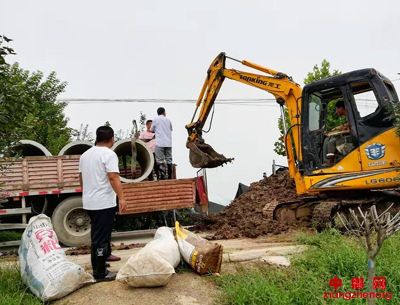 <b>郯城：“暴雨”过后忙抢修</b>