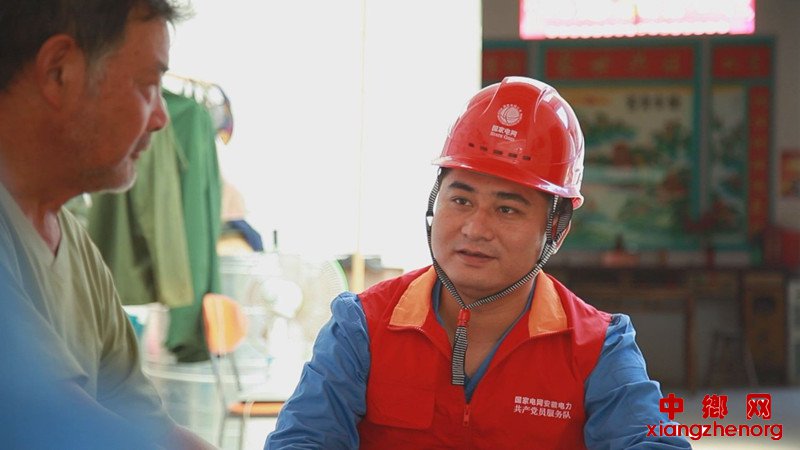 <b>喻建亭：守着初心 照亮脱贫路</b>