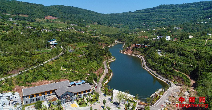 <b>重庆万州：昔日“空壳村”变示范村</b>