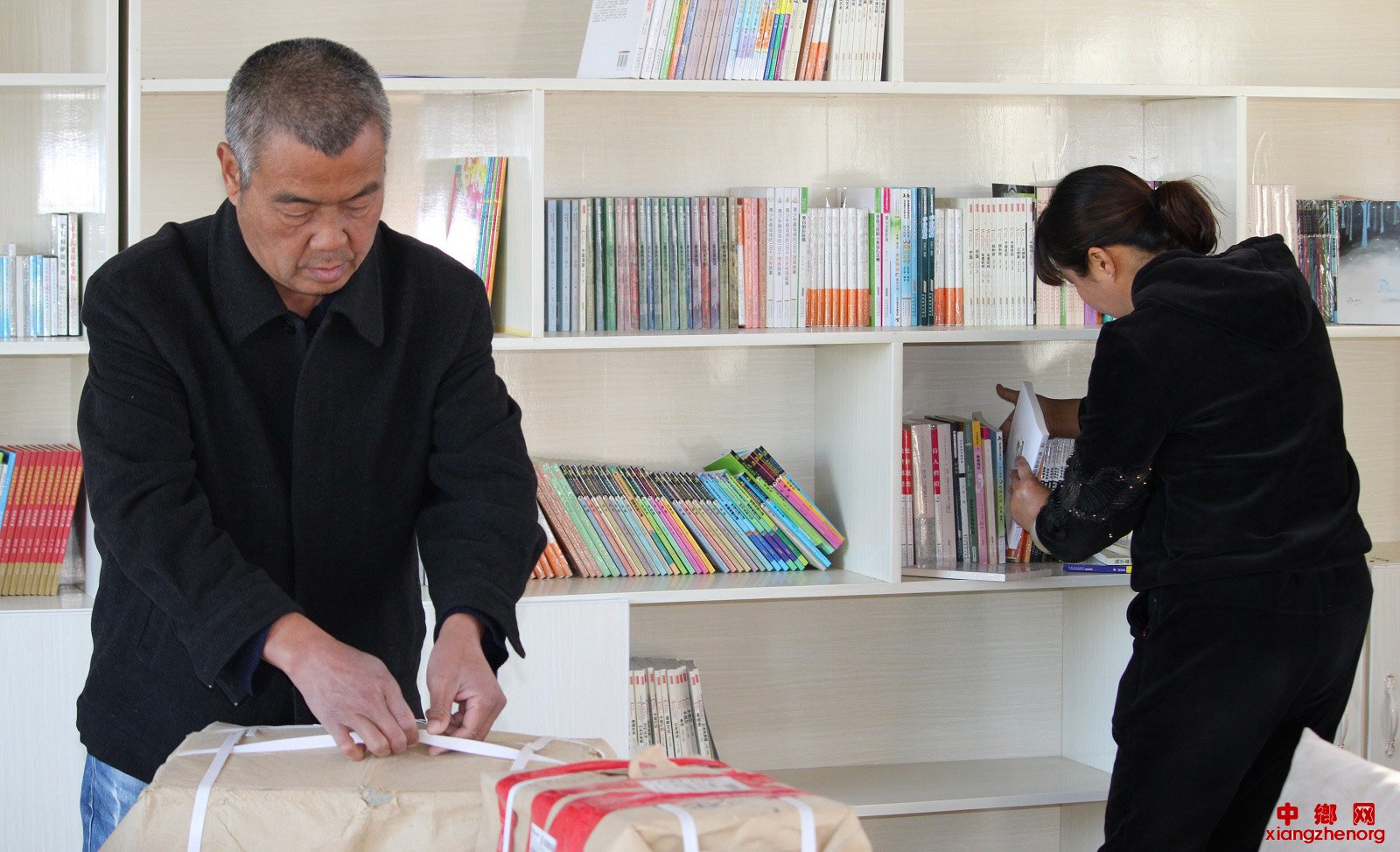 安徽界首：捐赠书籍 传递知识