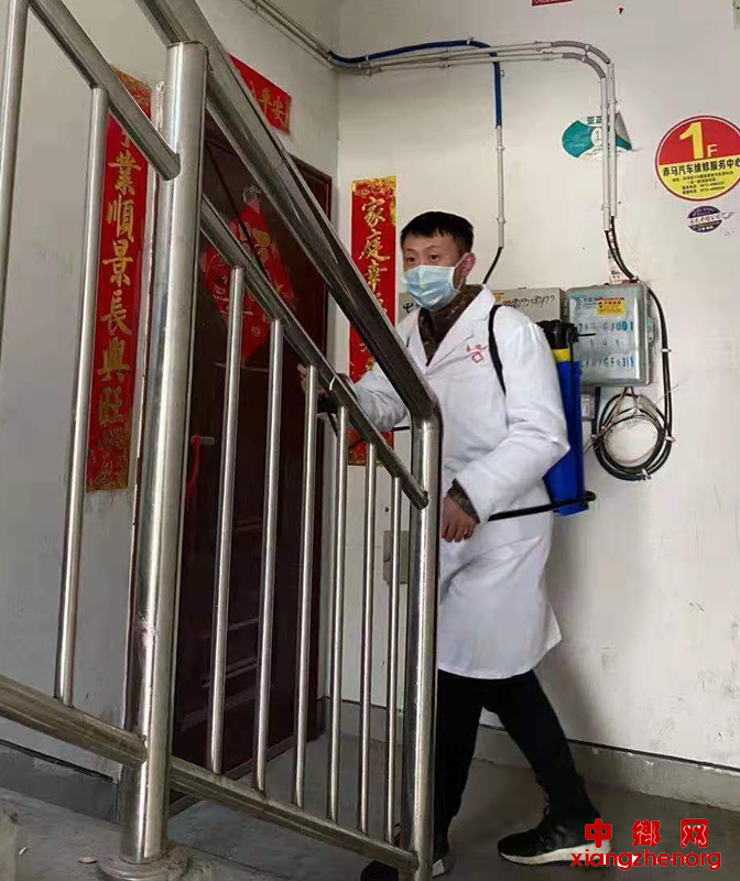 <b>陕西杏林：热血第一书记驻守防疫第一线</b>