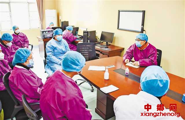 <b>重庆重症专家的孝感战“疫”时间</b>