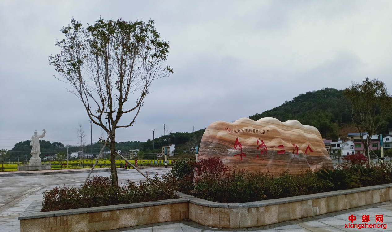 <b>湖南省衡南县泉湖镇：“二八”休市不误春耕生产</b>