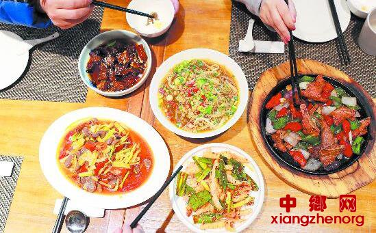 <b>成都全面恢复餐饮营业</b>