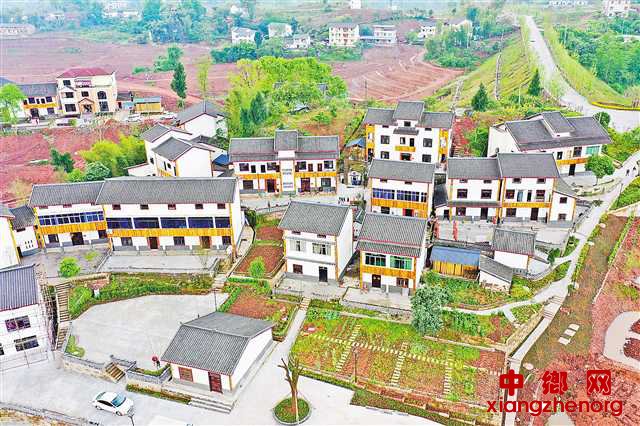 <b>整治人居环境 建设美好家园</b>