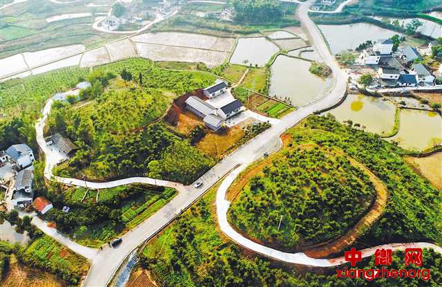 <b>“四好农村路”正成重庆脱贫标配</b>