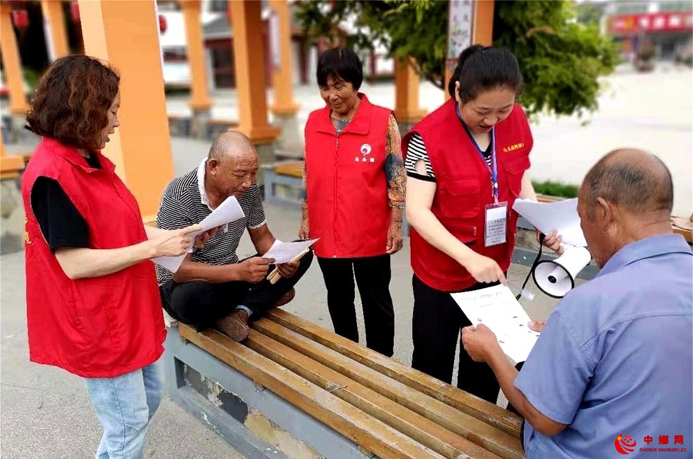 山东郯城：社区志愿者“小喇叭”响起来