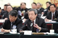 <b>马凯：“退休年龄是推迟到63岁还是65岁”需要研究</b>