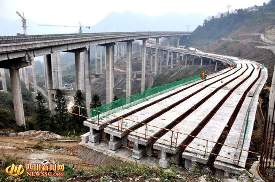 项目概算总投资79.66亿元，建设工期4年，预计2016年全线建成通车。