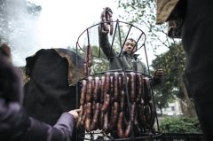 <b>川渝治霾禁熏腊肉被指“避重就轻”</b>