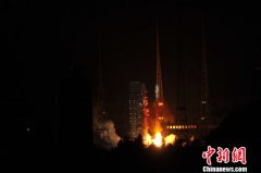 <b>中国成功发射首颗新一代北斗导航卫星</b>