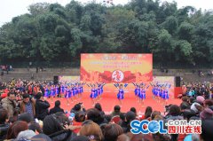 <b>宜宾长宁县坝坝舞舞进京城</b>