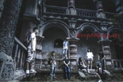 <b>四川理工学院毕业生拍摄“惊悚”毕业照走红</b>