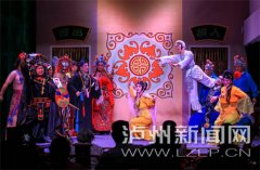 <b>2015端午 泸州版川剧《白蛇传》陪市民过节</b>