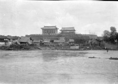 <b>成都最早叫＂龟城＂ 相传因秦国大将得乌龟托梦筑城而得名</b>