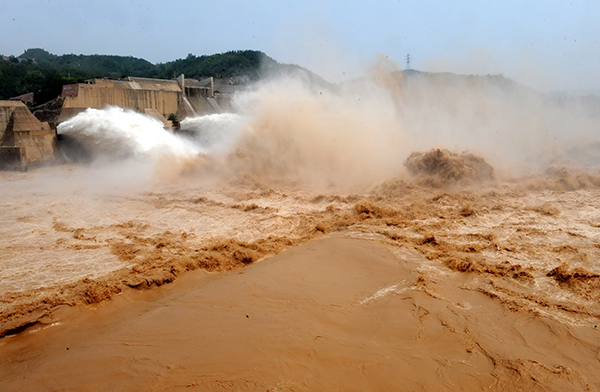 <b>黄河调水调沙：构建河流生态调度模式</b>