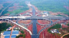 <b>成都最大单体立交桥主体贯通 有望8月底通车</b>