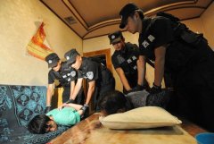 <b>公安部：收买妇女儿童者10月底前自首可免刑罚</b>