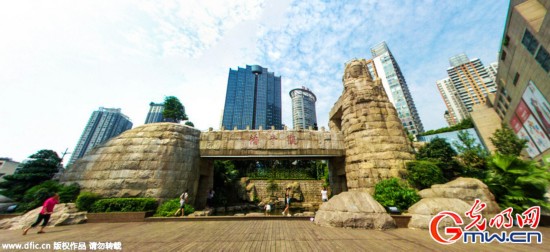 重庆推出全国首份“实景地图”