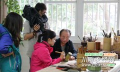 <b>CCTV《走遍中国》 聚焦宜宾竹簧工艺</b>