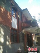 <b>云南巍山：县委政府蜗居老宅 学校建成地标 图</b>