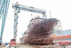 <b>中国首艘万米级深渊科考母船基本成型(图)</b>