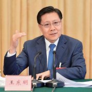 <b>四川省委书记王东明：坚持绿色发展 建设美丽四川</b>