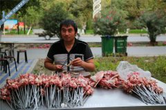 <b>新疆烤肉 撑起美食界的半壁江山</b>