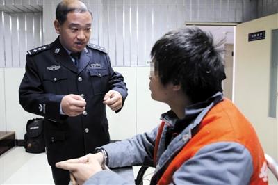 台湾电信诈骗嫌犯自揭作案细节:3步让人乖乖转账