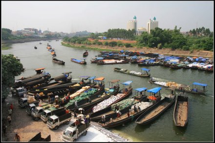 <b>国界线上的旅行 中国九大边境城市</b>