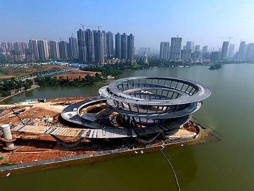 长沙梅溪湖城市岛双螺旋观景平台施工现场