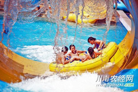 <b>川南最大游乐园：大千欢乐世界有望年底开园</b>