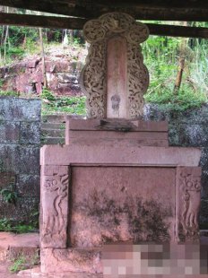 <b>唐代“苦吟诗人”贾岛墓葬 在安岳安泉山(图)</b>