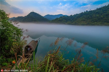 <b>天空仙境！湖南小江东震惊世界</b>