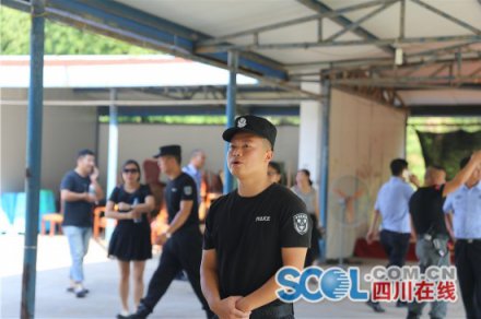 <b>记者进警营 “探秘”泸州市公安局指挥中心</b>