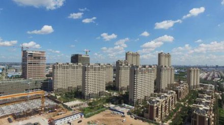 <b>台媒:深圳成大陆最苦城市 半年工资抵1平米房价</b>